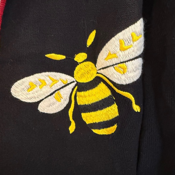 OXknit Black Bee Patterned Artistic Retro Design Jacquard Knitted Cardigan - Picture 2 of 4